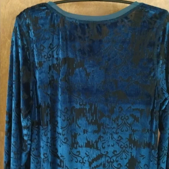 Tunic - Picture 7 of 7